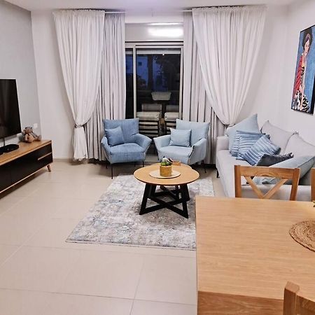 מרחק נגיעה בתקווה Apartment Petach Tikva ภายนอก รูปภาพ
